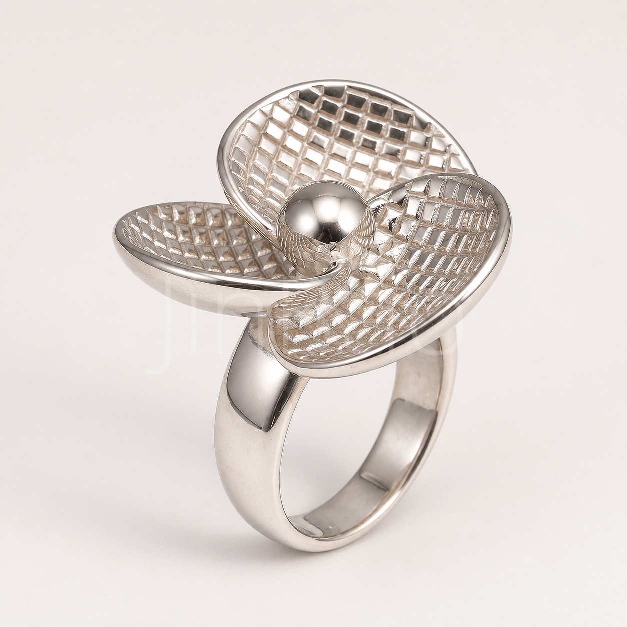Grid Textured Clover Flower Ring for Women | E00610