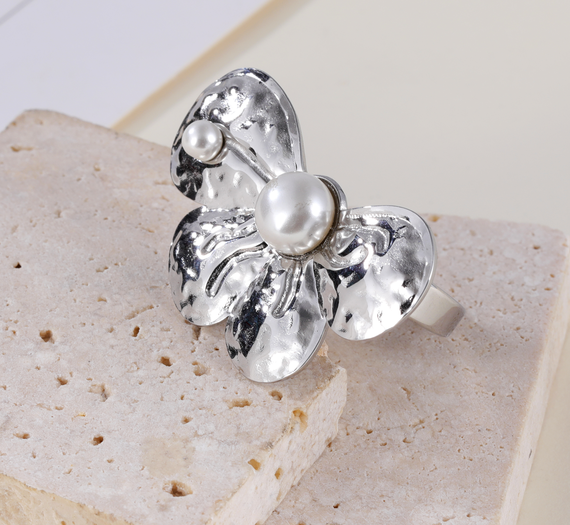 Simple Butterfly Pearl Stainless Steel Women's Ring | G005539-JinBaoJewerly