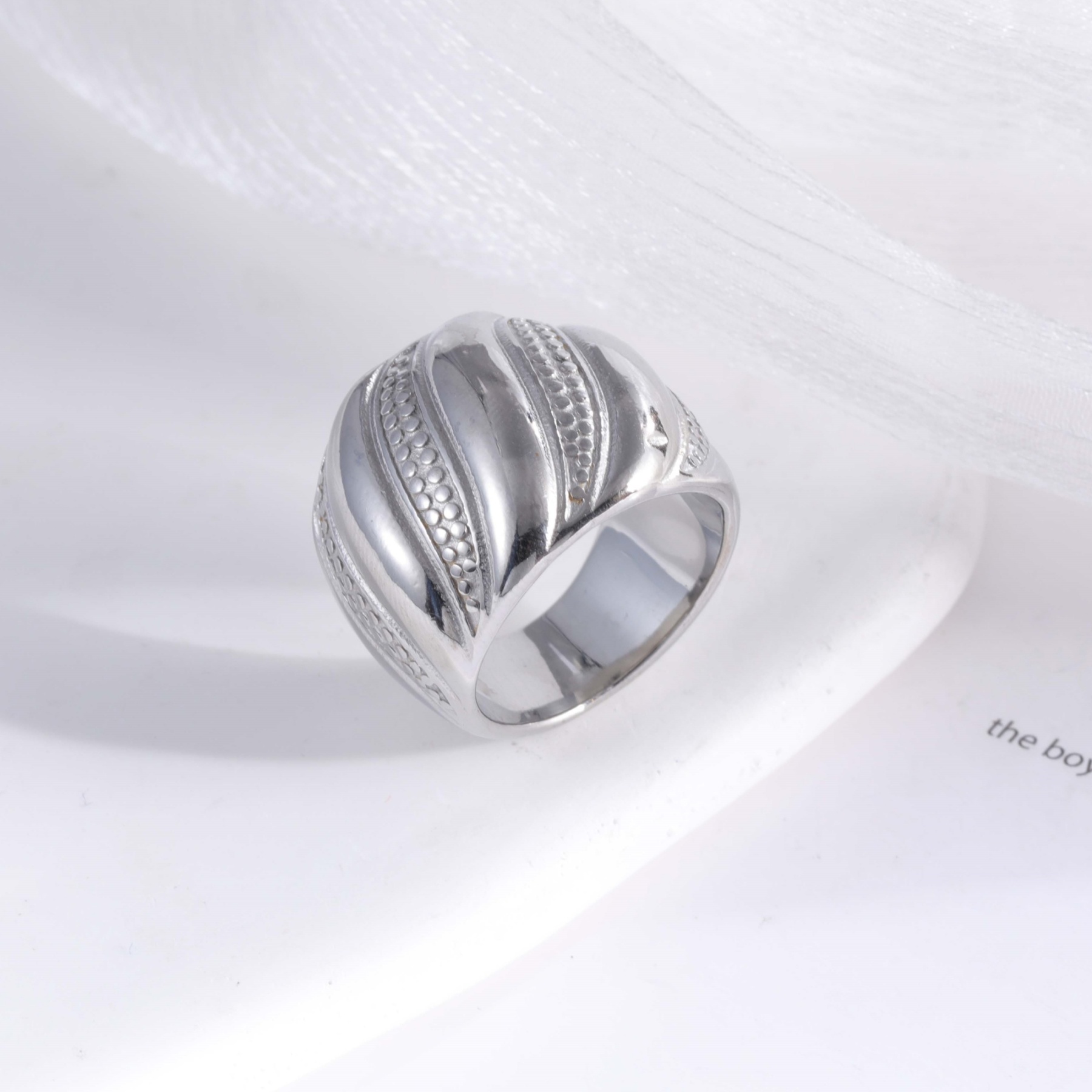 24K Gold Plated Stainless Steel Wavy Polished Men's Waterproof Ring丨G003411-JinBaoJewerly