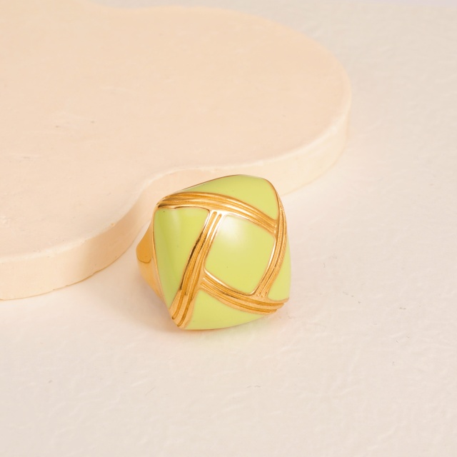 Gold-woven olive green square fashion women's ring