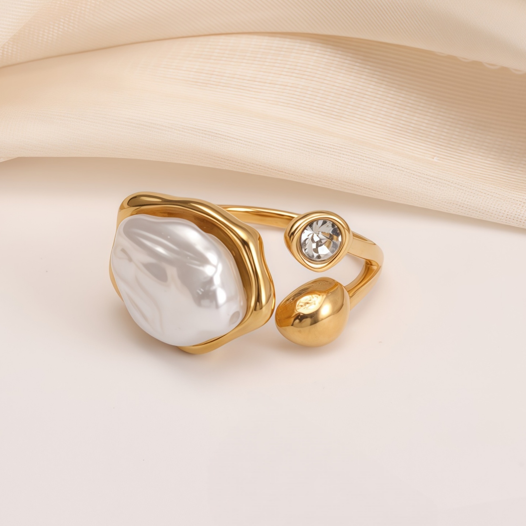 Gold Pearl Ring Collection - Elegant and Stylish Jewelry