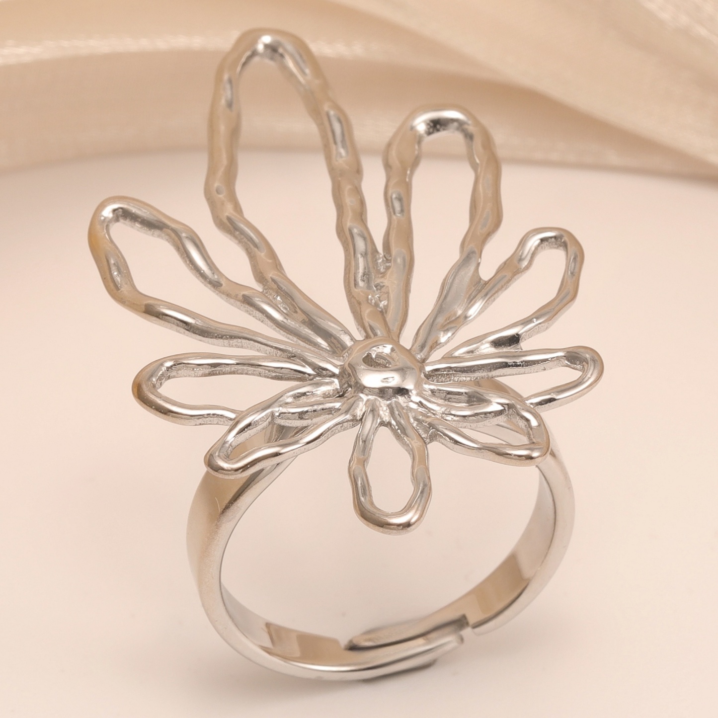 Bohemian Style Daisy - inspired Stainless Steel Women's Ring丨G005898-JinBaoJewerly