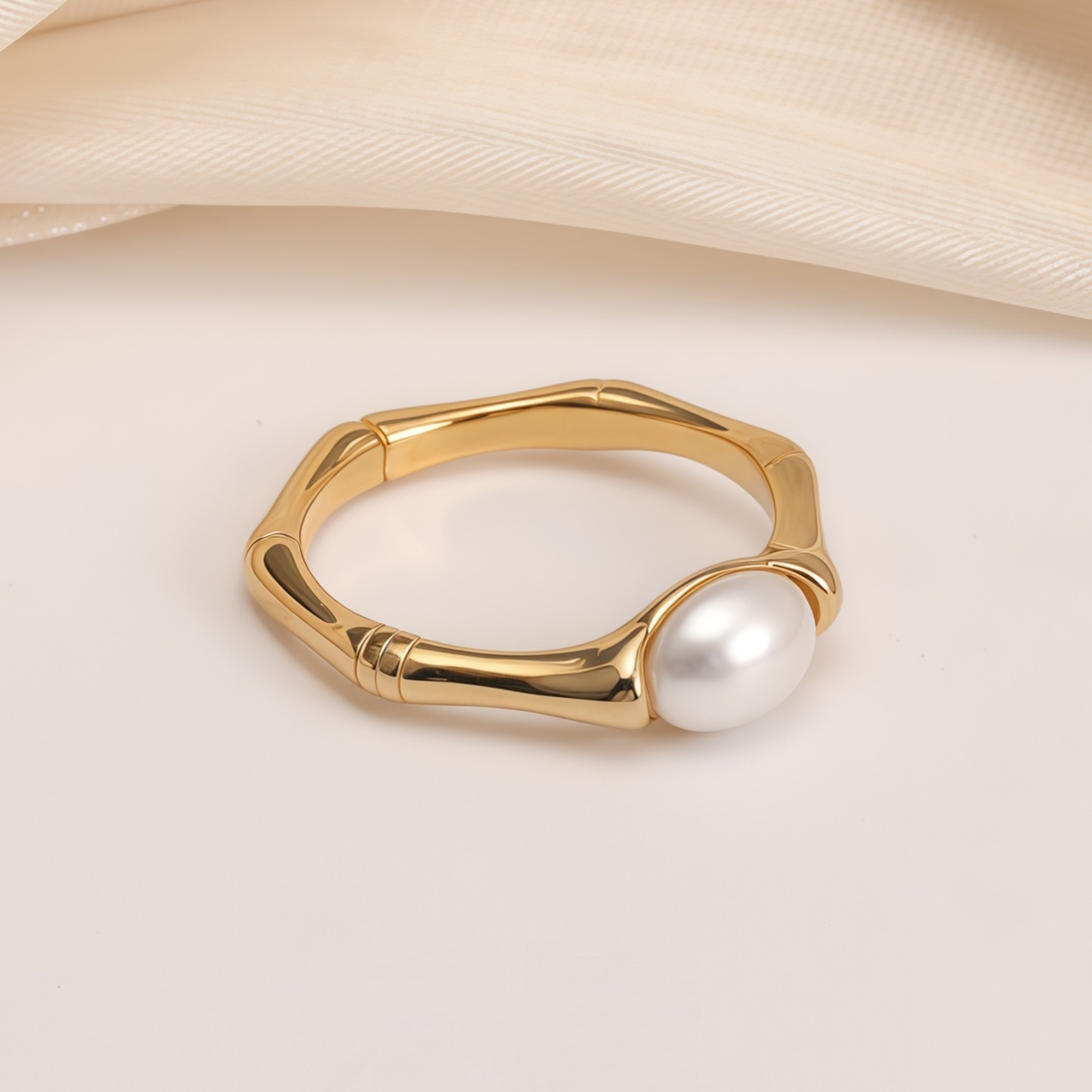 Gold Pearl Ring Collection - Elegant and Stylish Jewelry