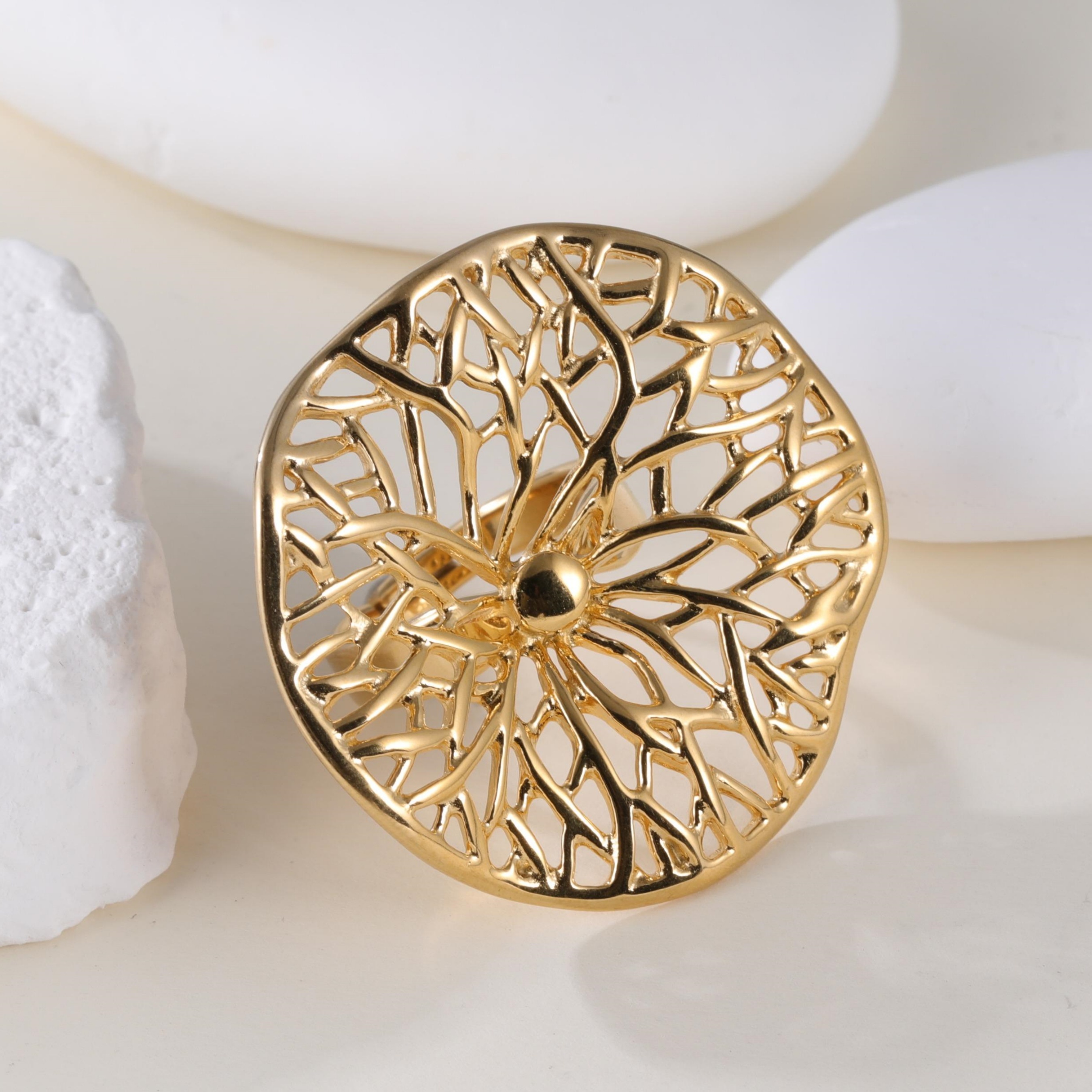 Elegant Hollow Flower Design Stainless Steel Women's Waterproof Ring丨G005935-JinBaoJewerly