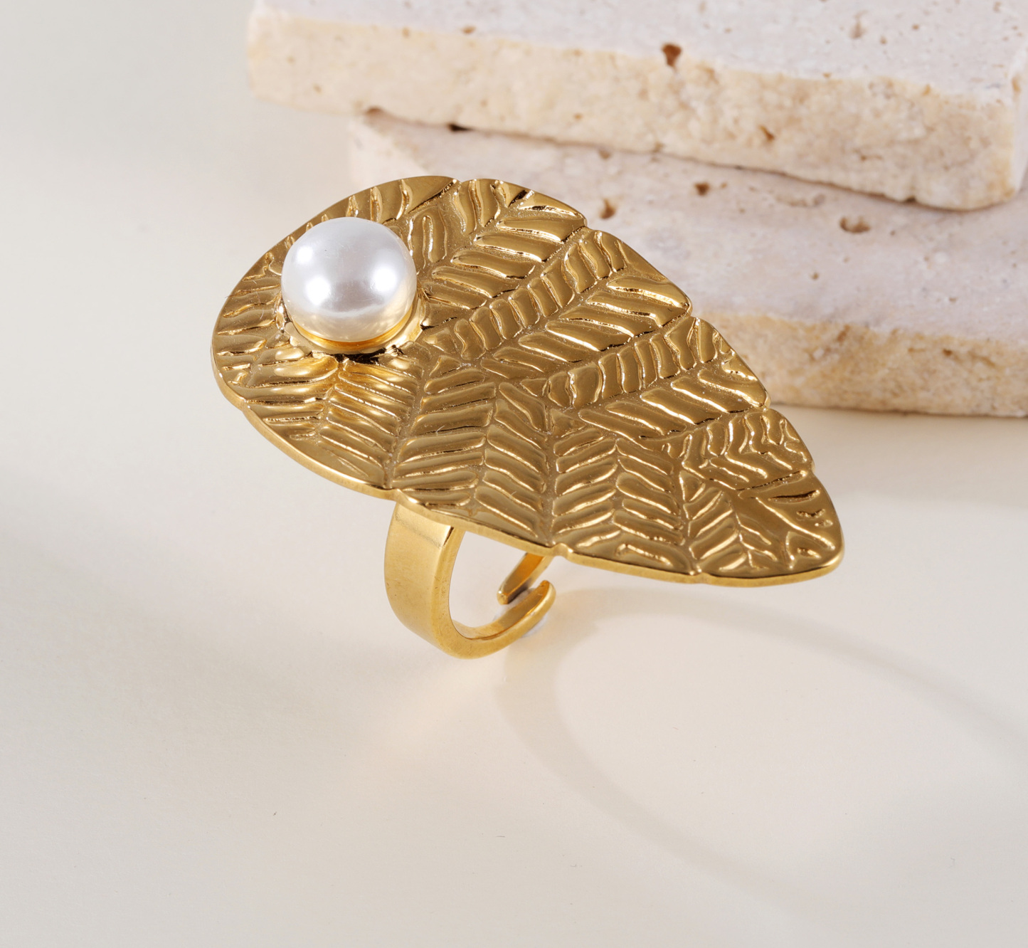 Elegant Nature-Inspired Pearl Leaf Ring - Fashion Jewelry for Women | G005438-JinBaoJewerly
