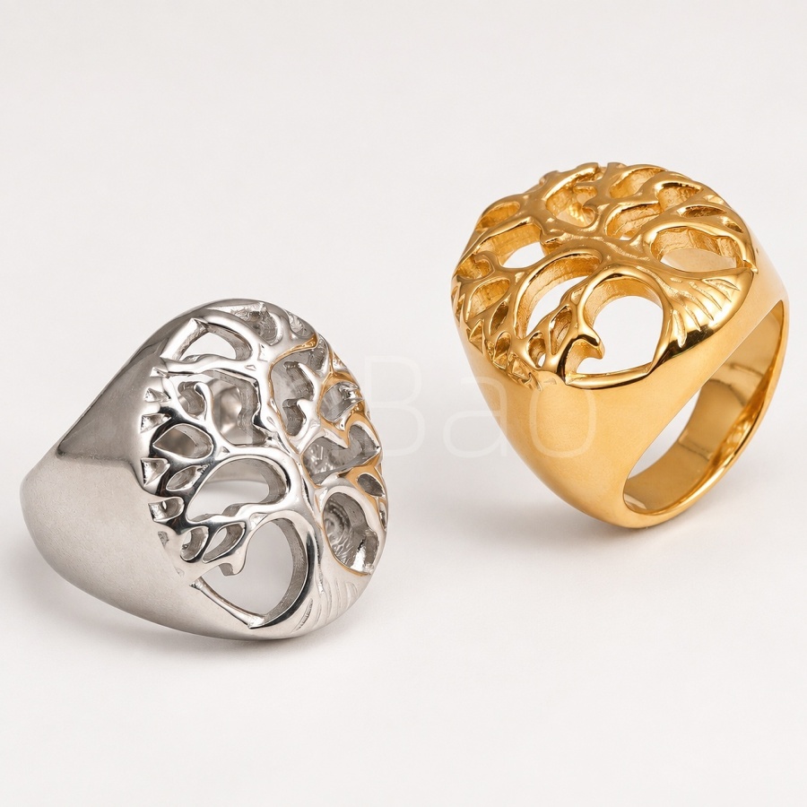Signet ring with openwork top Filigree scroll pattern Gold E00636