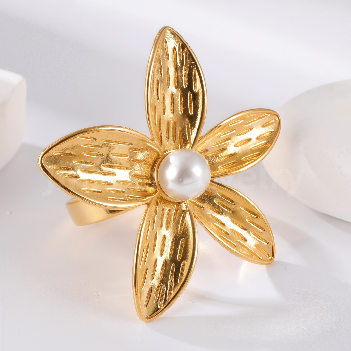 24K Gold-Plating Pearl Flower Stainless Steel Women's Ring-JinBaoJewerly