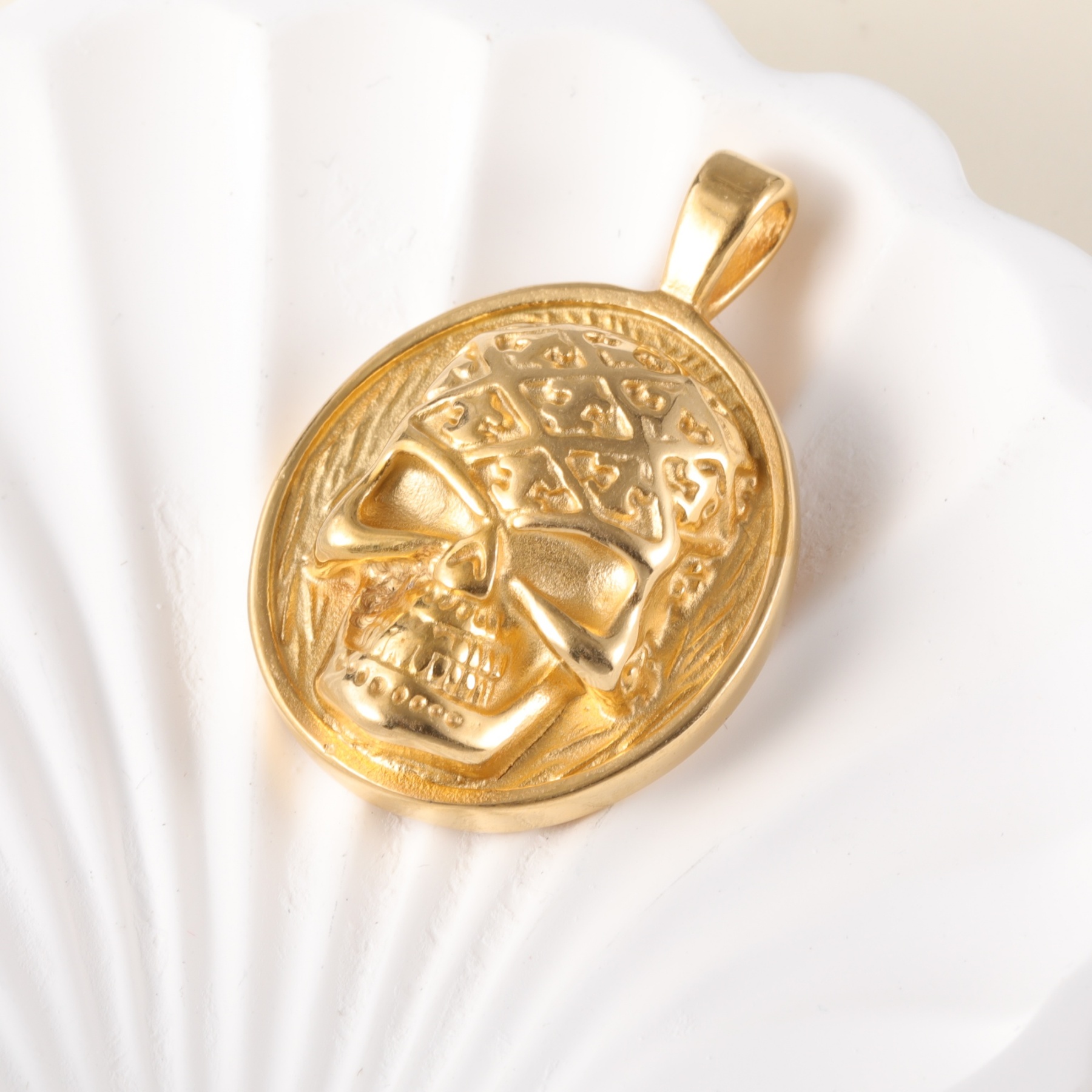 [Golden Lion]24k Gold-Plated Stainless Steel Pendant, Hip Hop, Non-Allergenic And Non-Fading-JinBaoJewerly