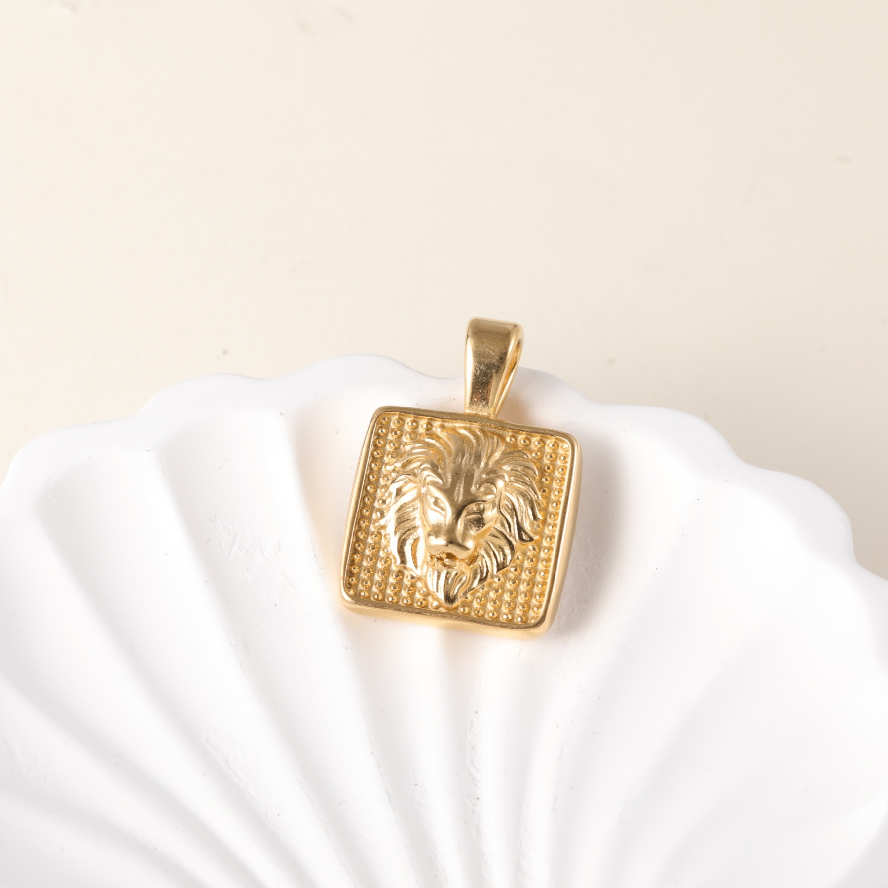 [Golden Lion]24K gold-plated stainless steel pendant, Hip Hop, non-allergenic and non-fading-JinBaoJewerly