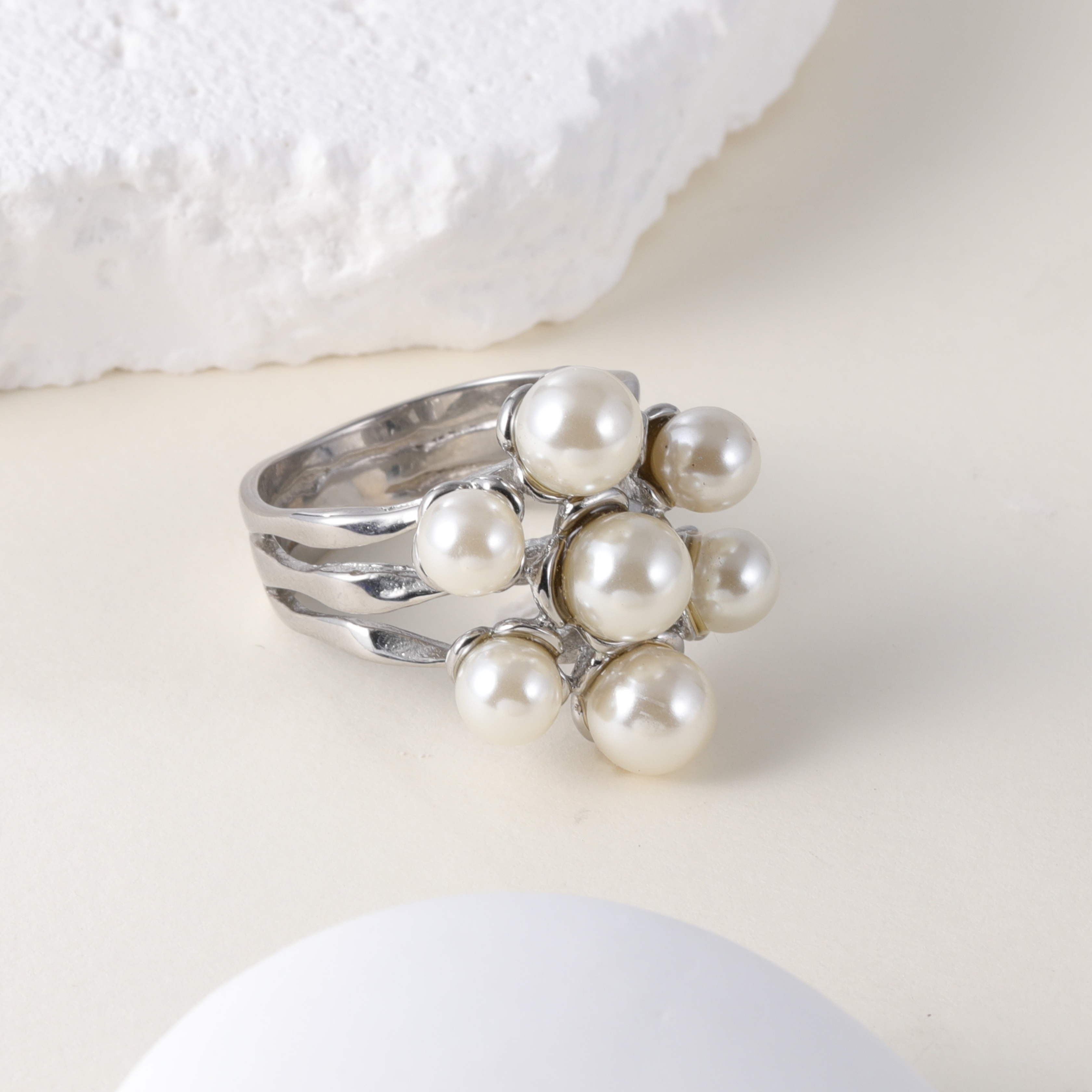 Floral Pearl Design Stainless Steel Women's Ring丨K003672-JinBaoJewerly