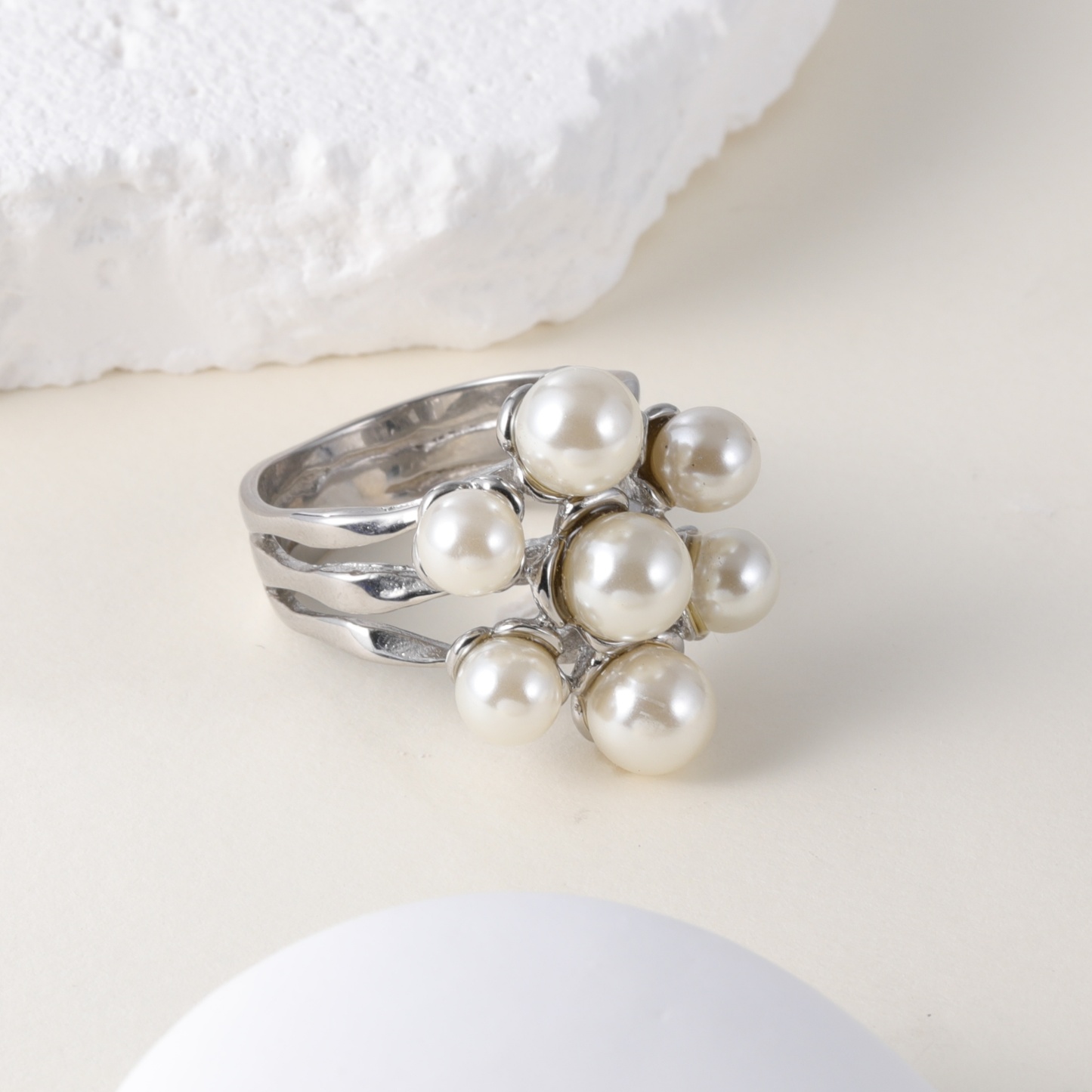 Floral Pearl Design Stainless Steel Women's Ring丨K003672-JinBaoJewerly