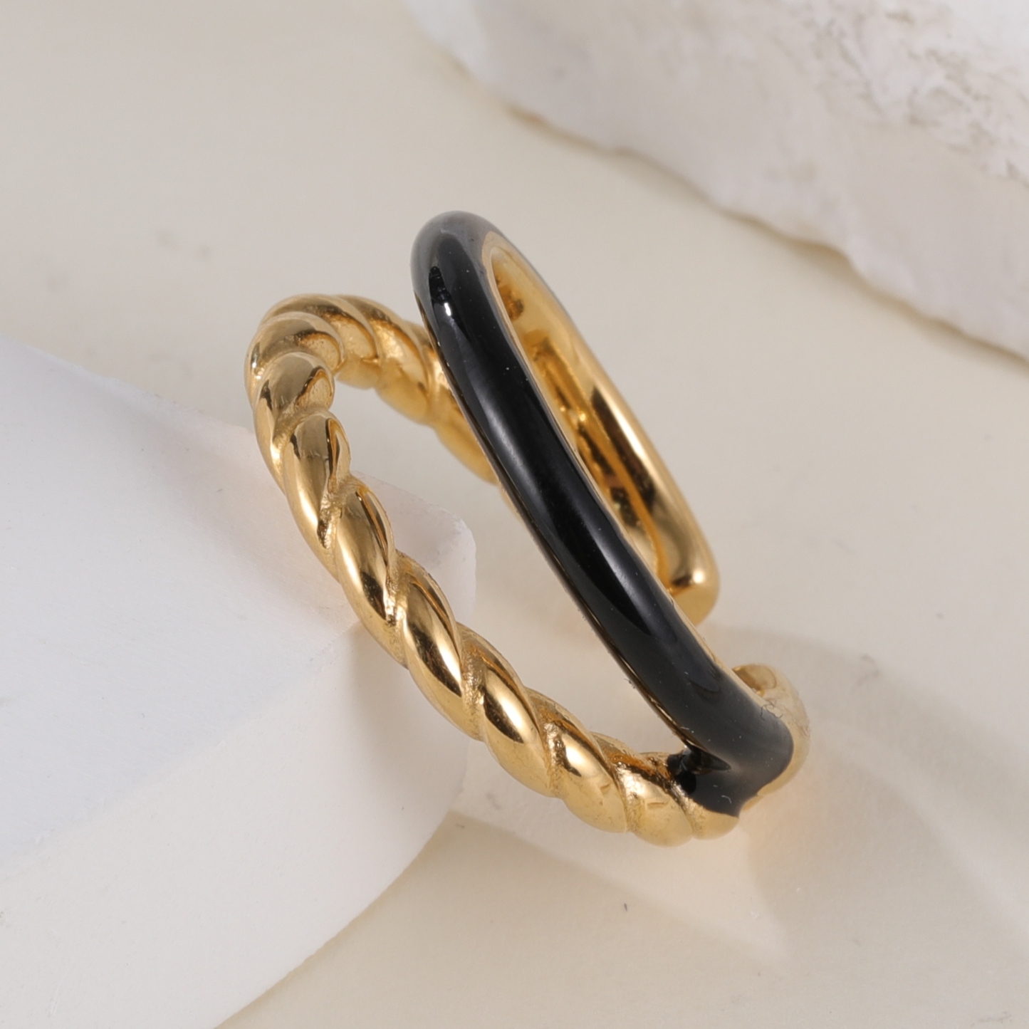 Gold And Black Exquisite Twisted Texture Stainless Steel Women Ring丨N06748-JinBaoJewerly