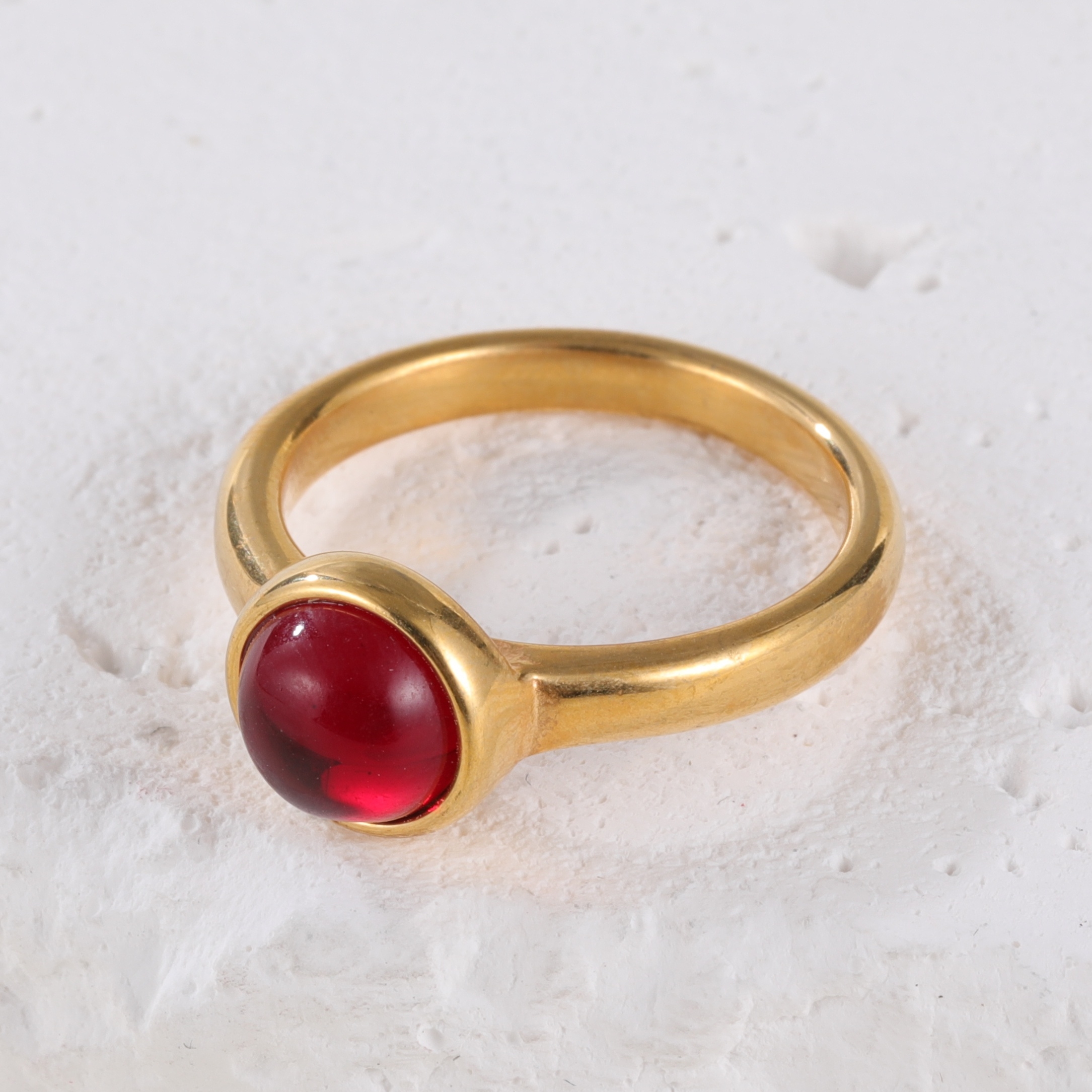Simple inlaid red round gemstone stainless steel women's ring丨N00566-JinBaoJewerly