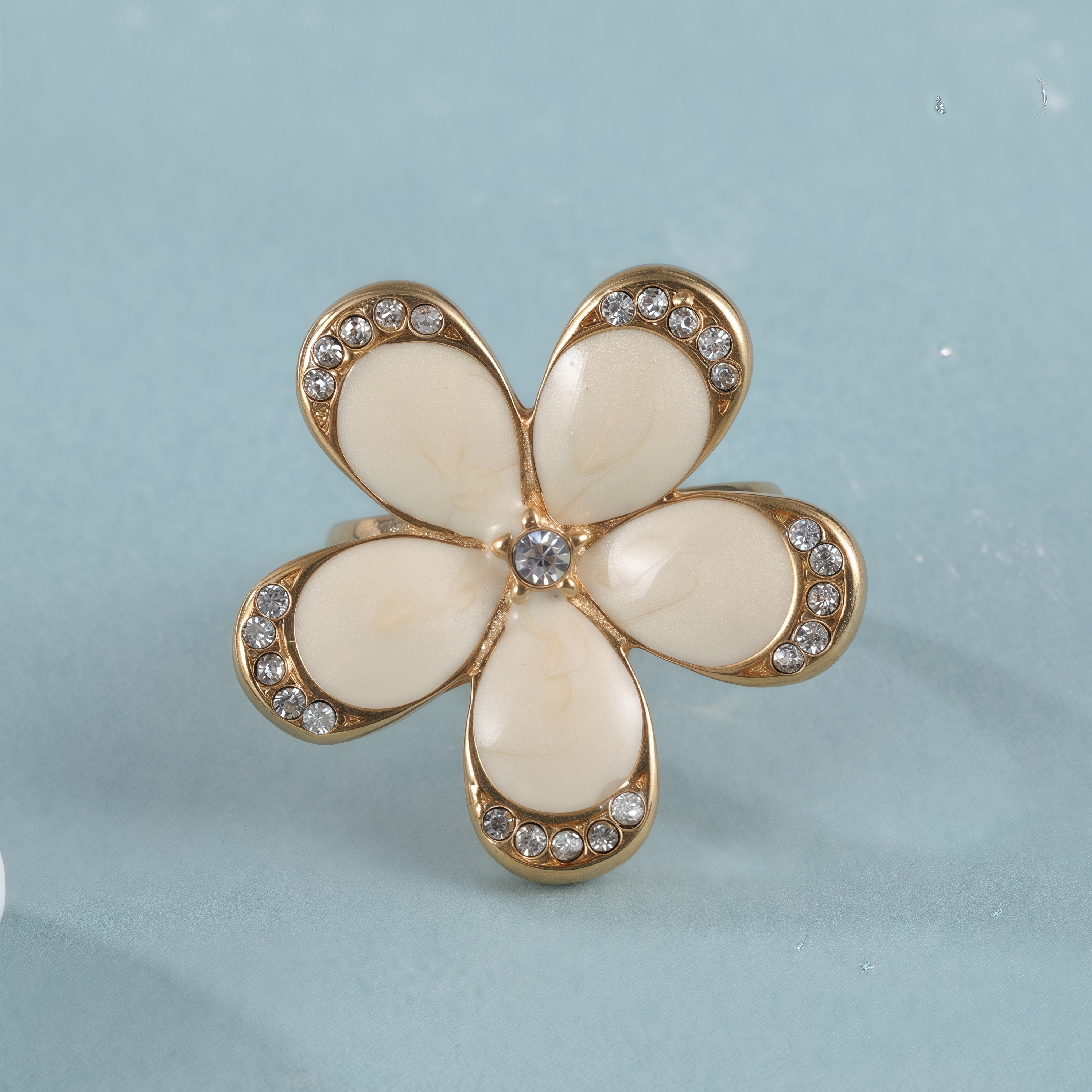 Fashion Flower Creative Design Diamond-Encrusted Stainless Steel Women's Ring丨C-310J-JinBaoJewerly