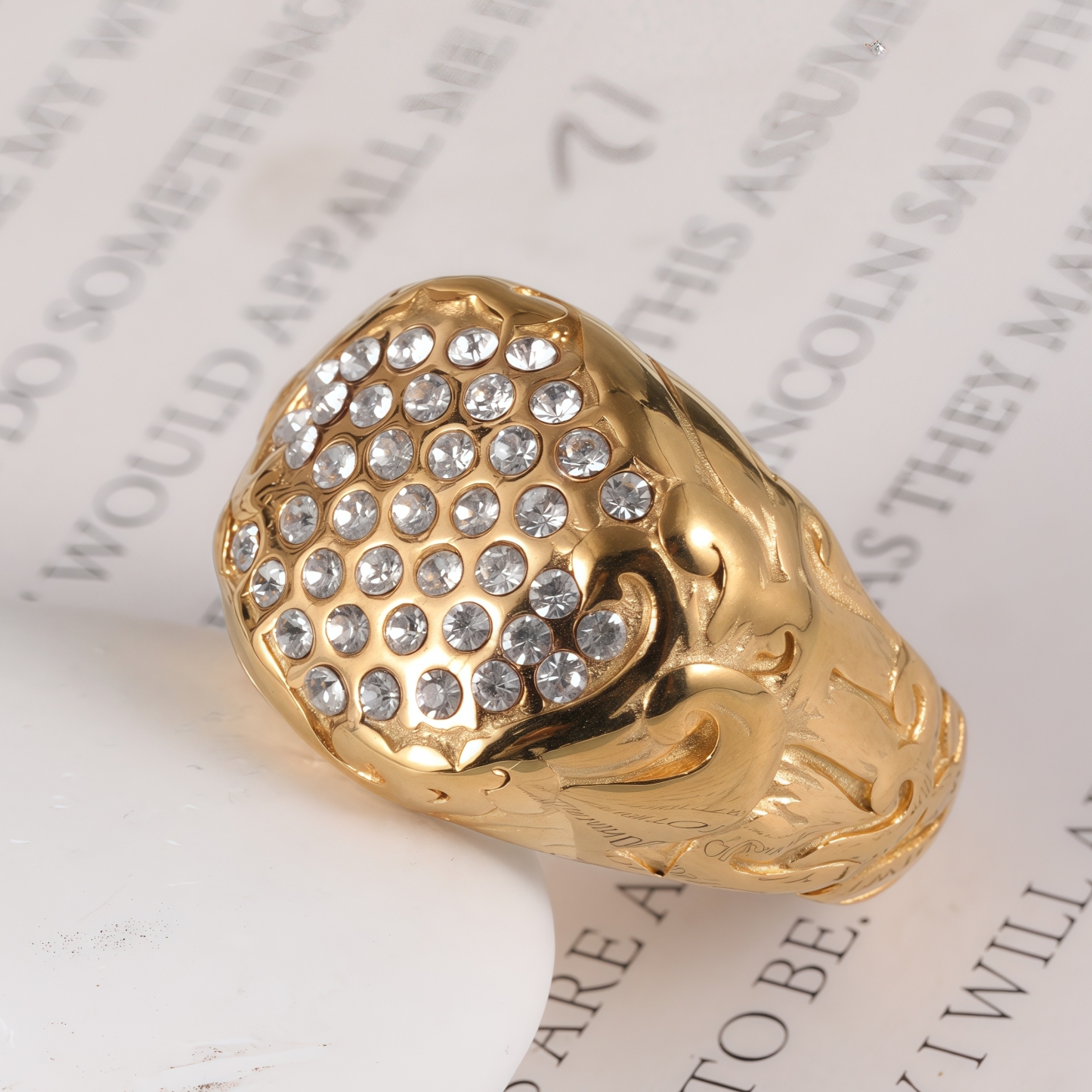Luxury Design Gold Stainless Steel Ring With Sparkling Diamonds丨G005260-JinBaoJewerly