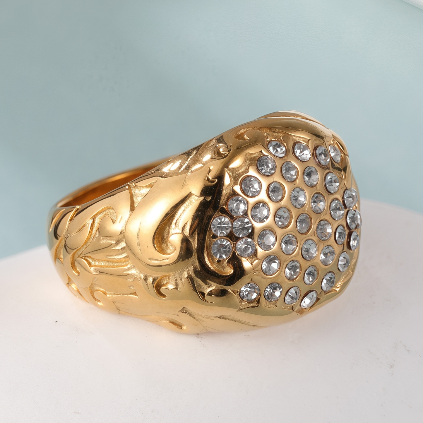 Luxury Design Gold Stainless Steel Ring With Sparkling Diamonds丨G005260-JinBaoJewerly