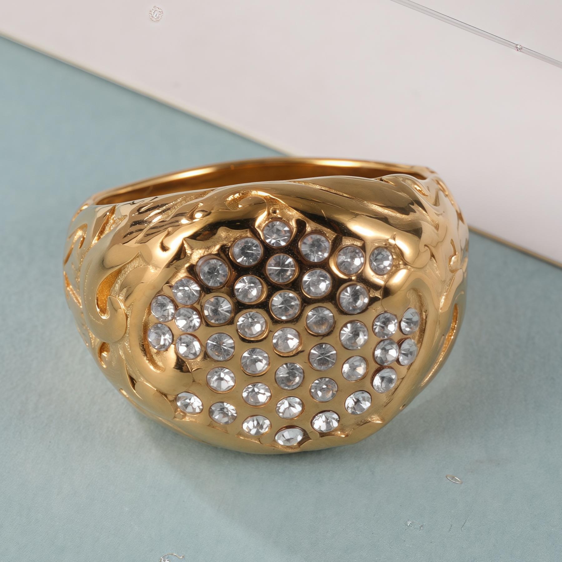 Luxury Design Gold Stainless Steel Ring With Sparkling Diamonds丨G005260-JinBaoJewerly
