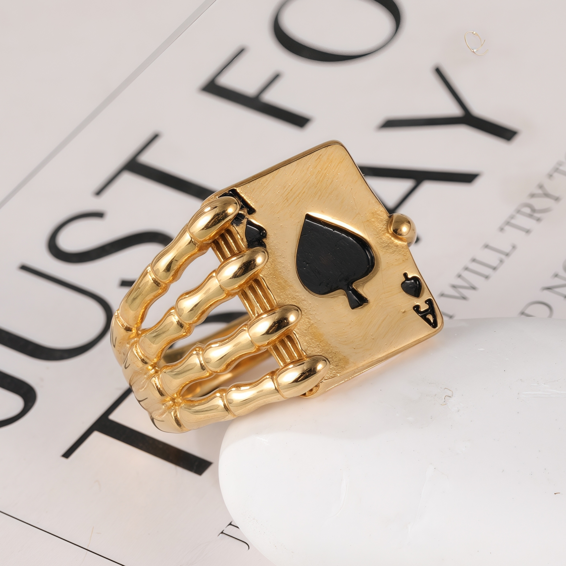 Fashionable Unique Skull Holding Playing Cards Stainless Steel Men's Ring丨G003770-JinBaoJewerly