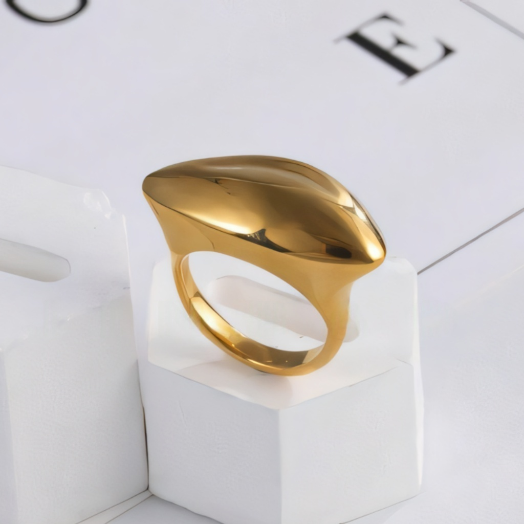 Smooth Streamlined Stainless Steel Ring Women's Simple Fashion Design-JinBaoJewerly