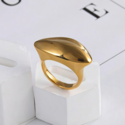 Smooth Streamlined Stainless Steel Ring Women's Simple Fashion Design-JinBaoJewerly