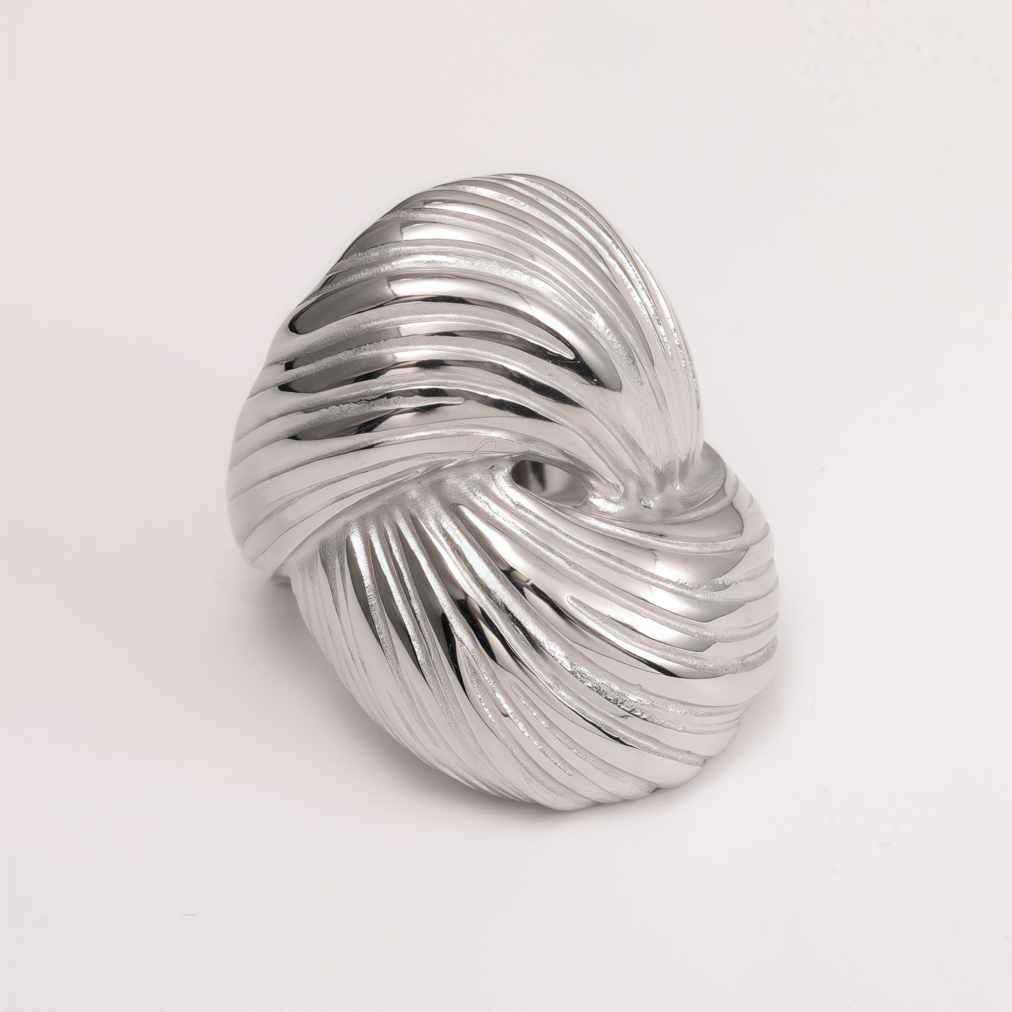 Metallic Texture Twisted Ring - Trendy and Versatile Unisex Accessory | G004654