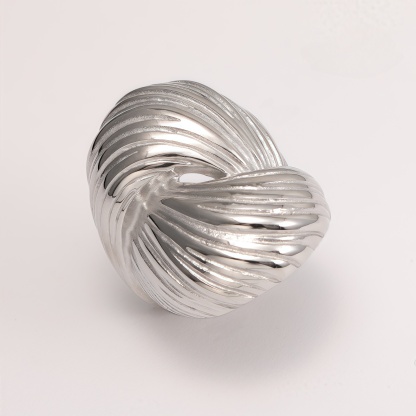 Metallic Texture Twisted Ring - Trendy and Versatile Unisex Accessory | G004654
