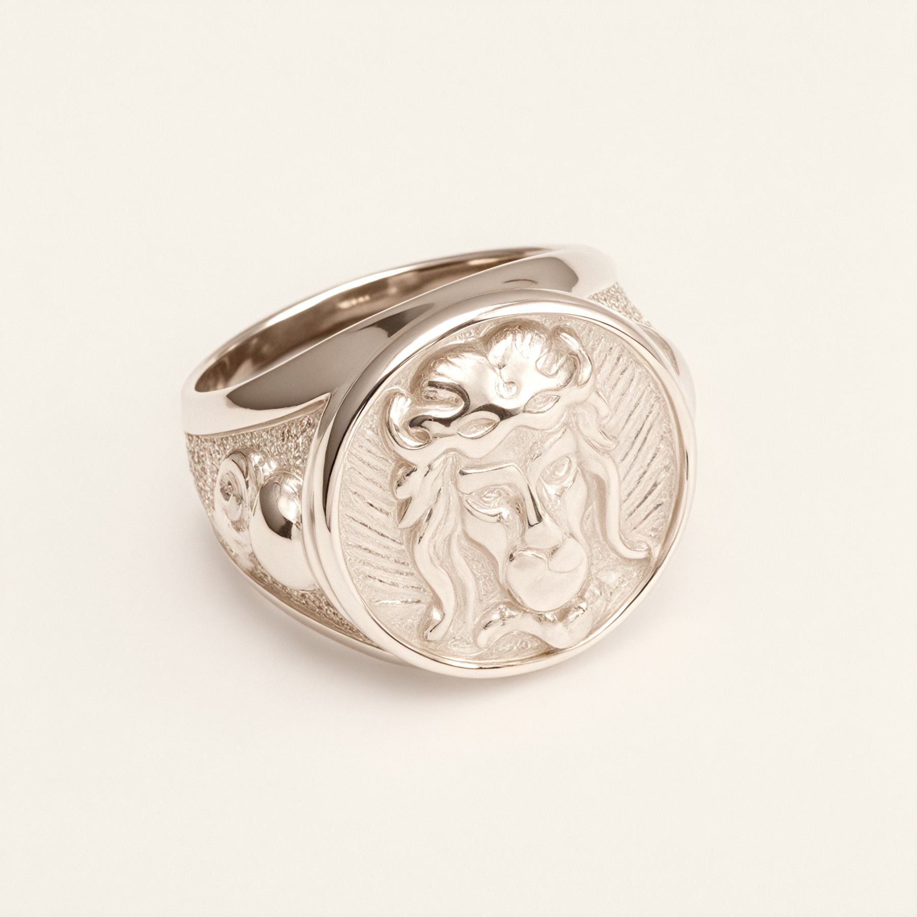 Vintage Portrait - Engraved Rings, Gold & Silver Unisex Statement Jewelry | G00620-JinBaoJewerly