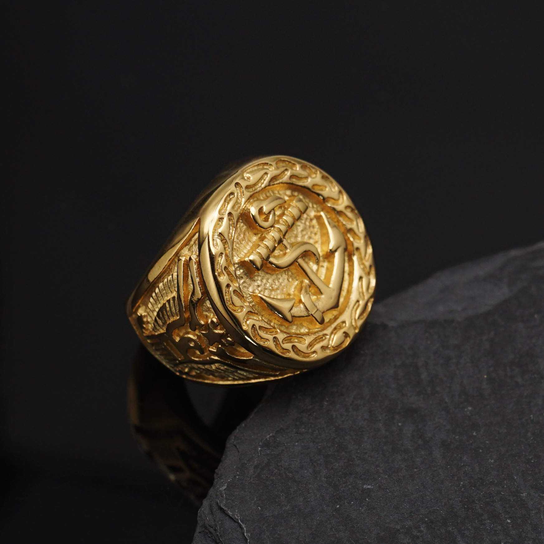 24-K Gold-Plated Retro Boat Anchor Design Signet Men's Stainless Steel Waterproof Ring丨DZ1168G-JinBaoJewerly