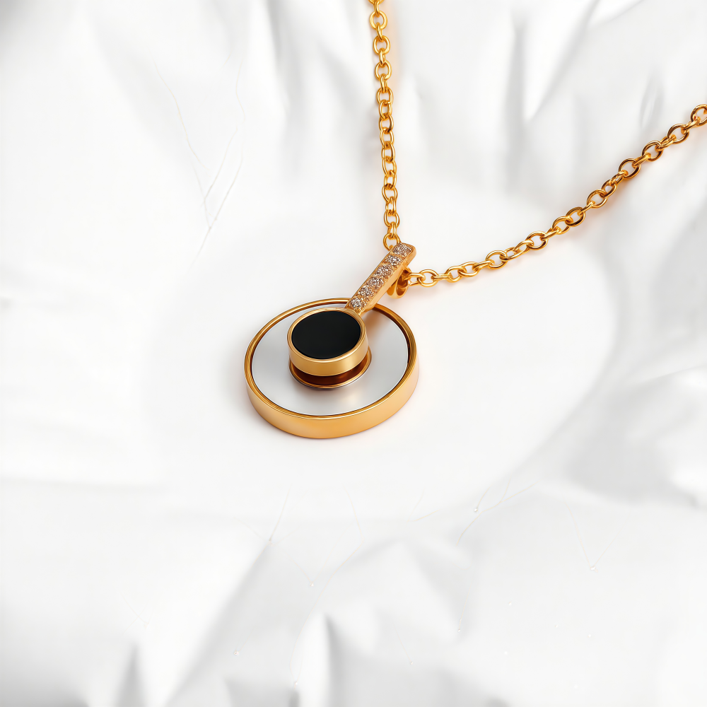 Gold Tone Layered Circle Pendant Necklace