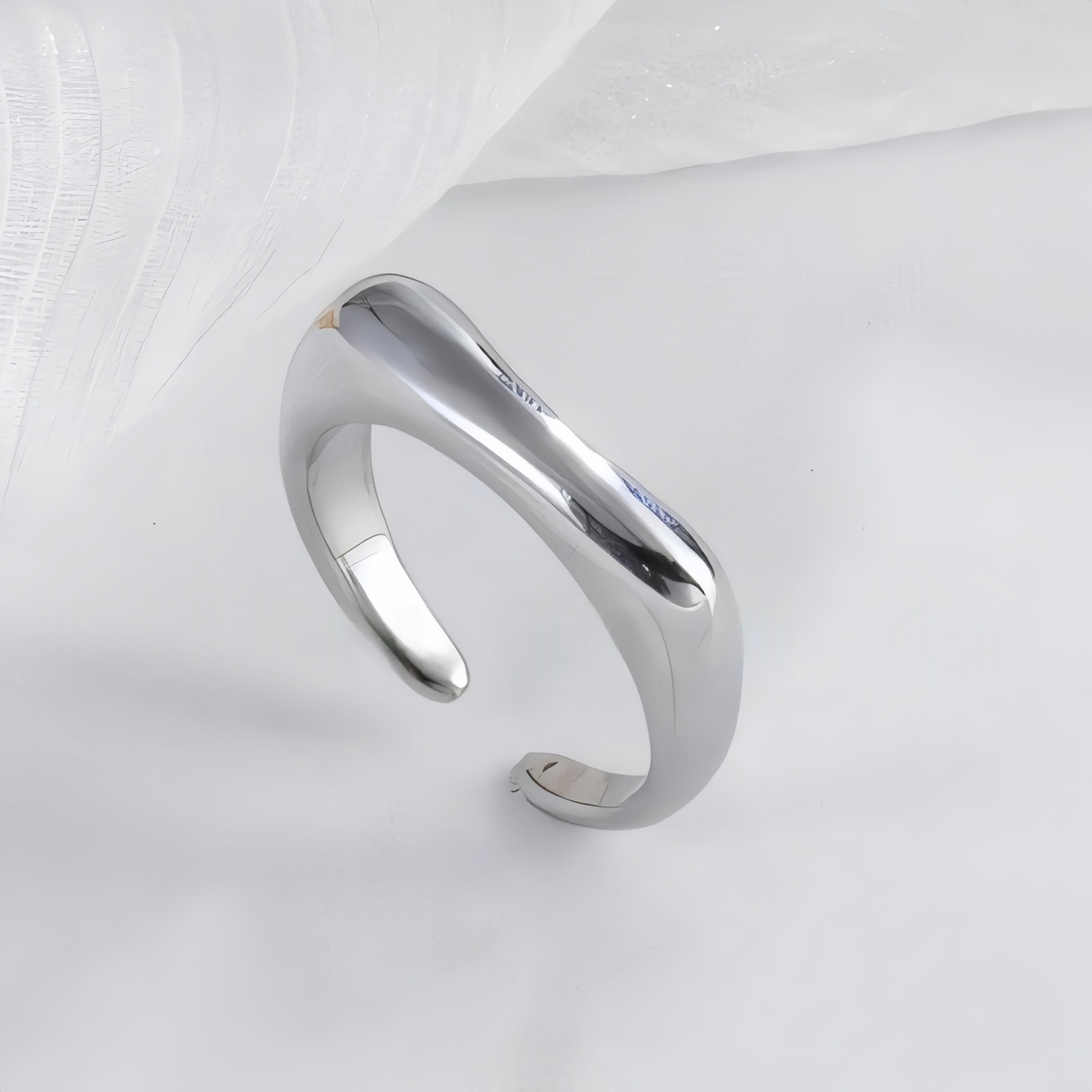 Elegant Simple Stainless Steel Curved Ring Women's Ring | G004076-JinBaoJewerly