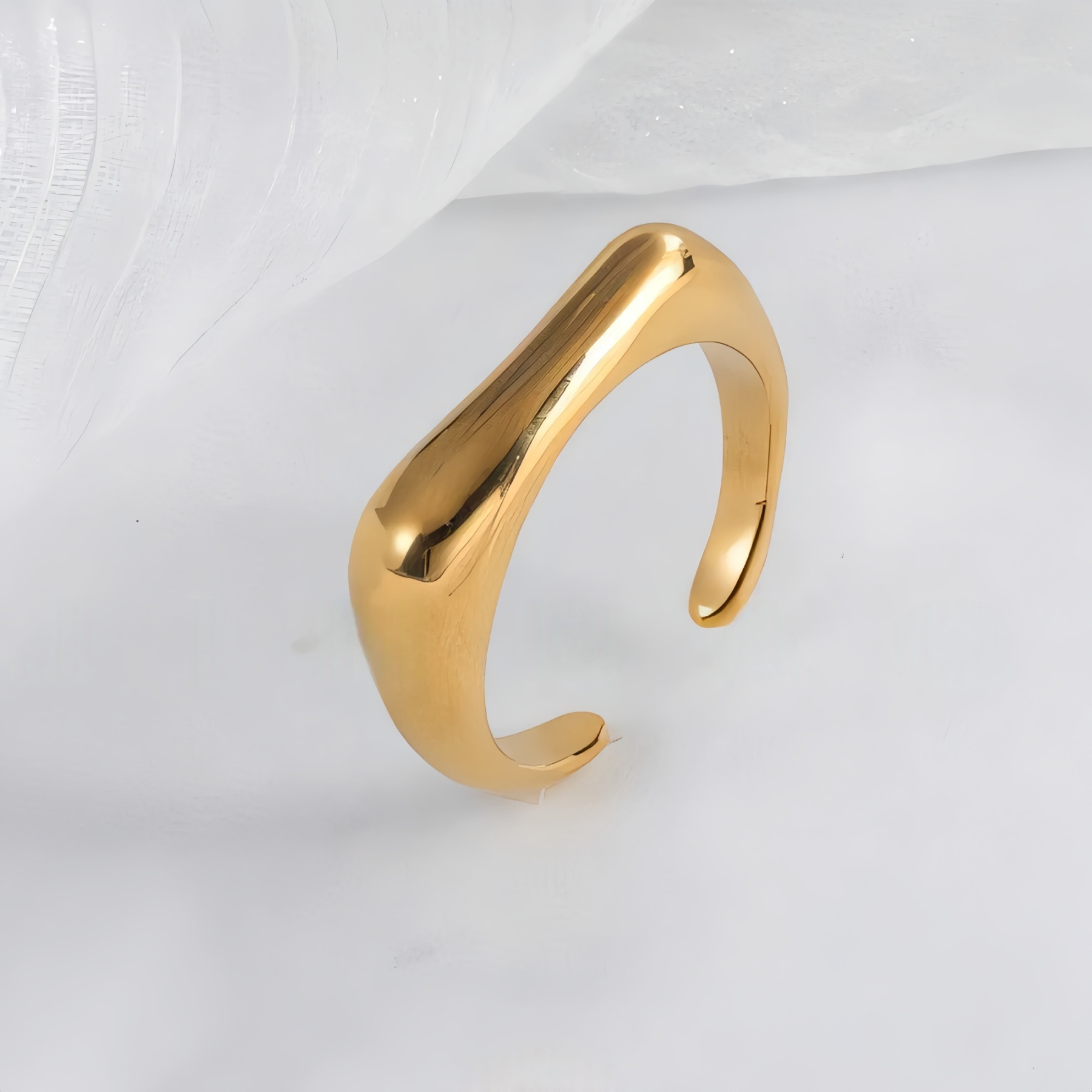 Elegant Simple Stainless Steel Curved Ring Women's Ring | G004076-JinBaoJewerly