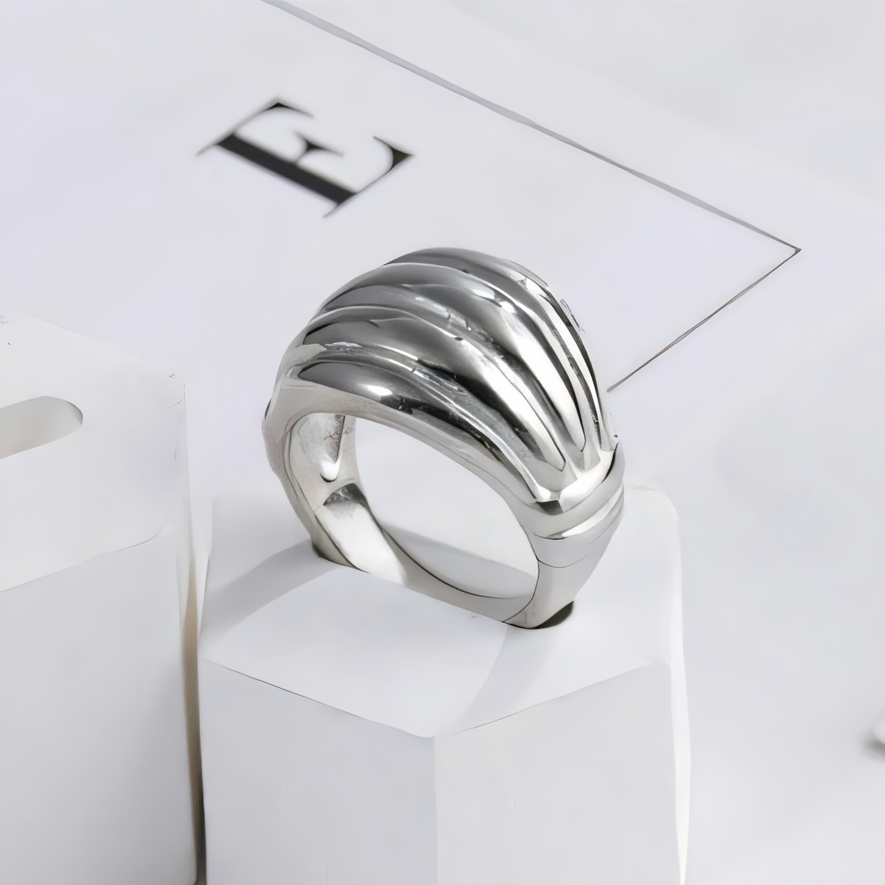 Elegant Wave Pattern Stainless Steel Ring Fashionable Women's Ring | G00138-JinBaoJewerly