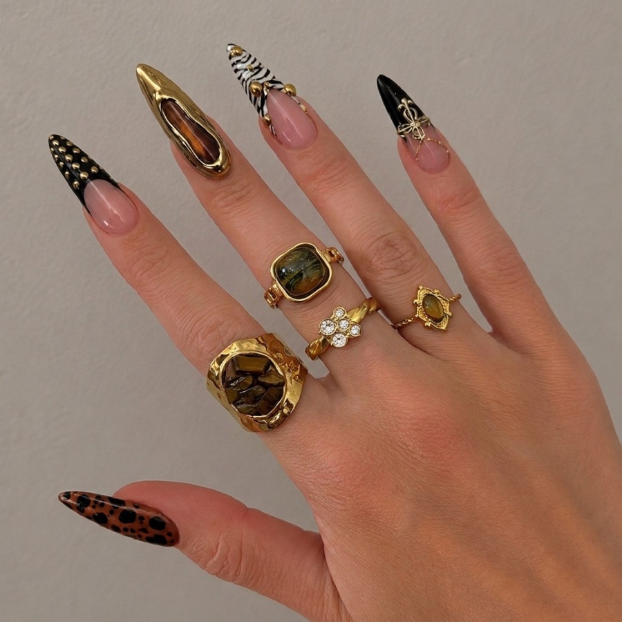 Vintage-style leopard print tiger eye stone stainless steel ring