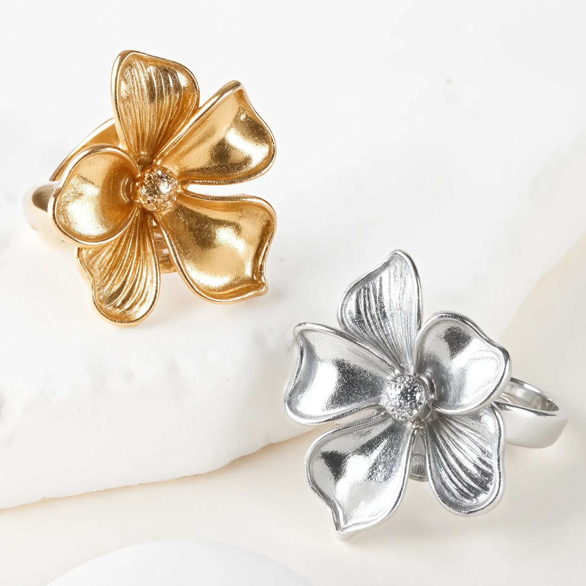 Elegant Flower Design Exquisite Female Stainless Steel Waterproof Ring丨G005765-JinBaoJewerly