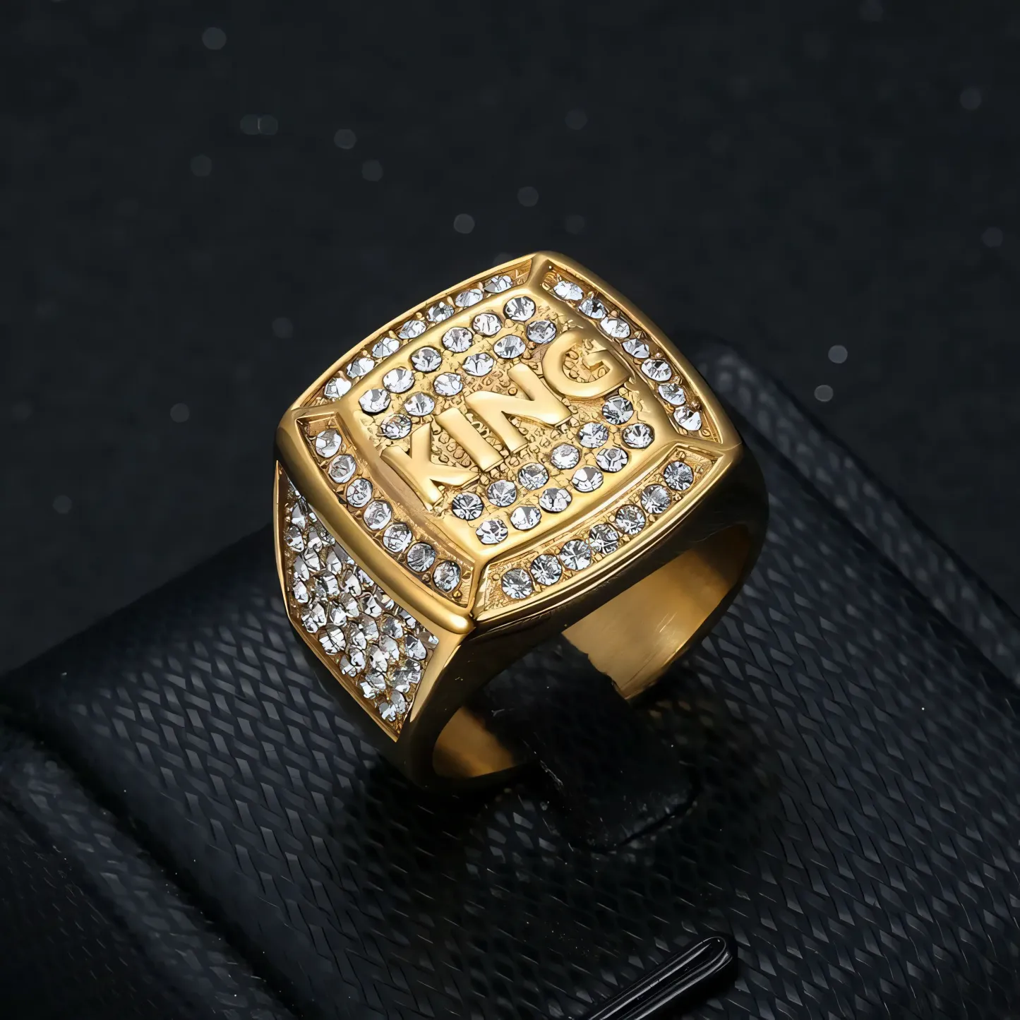 Hip Hop Ring Titanium Steel Vacuum Plated Rhinestone King Men's Ring丨G003309J-JinBaoJewerly