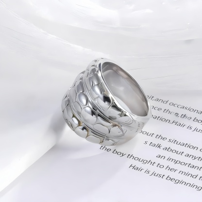 Modern Layered Texture Design Ring Simple and Fashionable for Women | ML0105-JinBaoJewerly