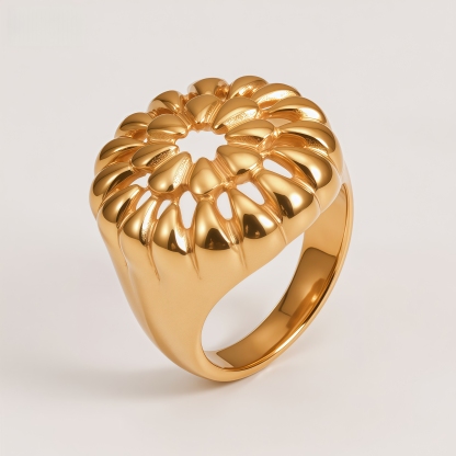 Elegant Flower Shaped Stainless Steel Ring Retro Chic Women Ring | ML089