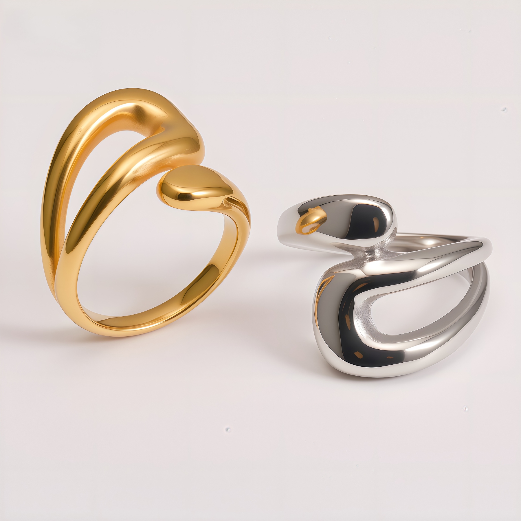 Polished simple curved stainless steel women's ring | G00580