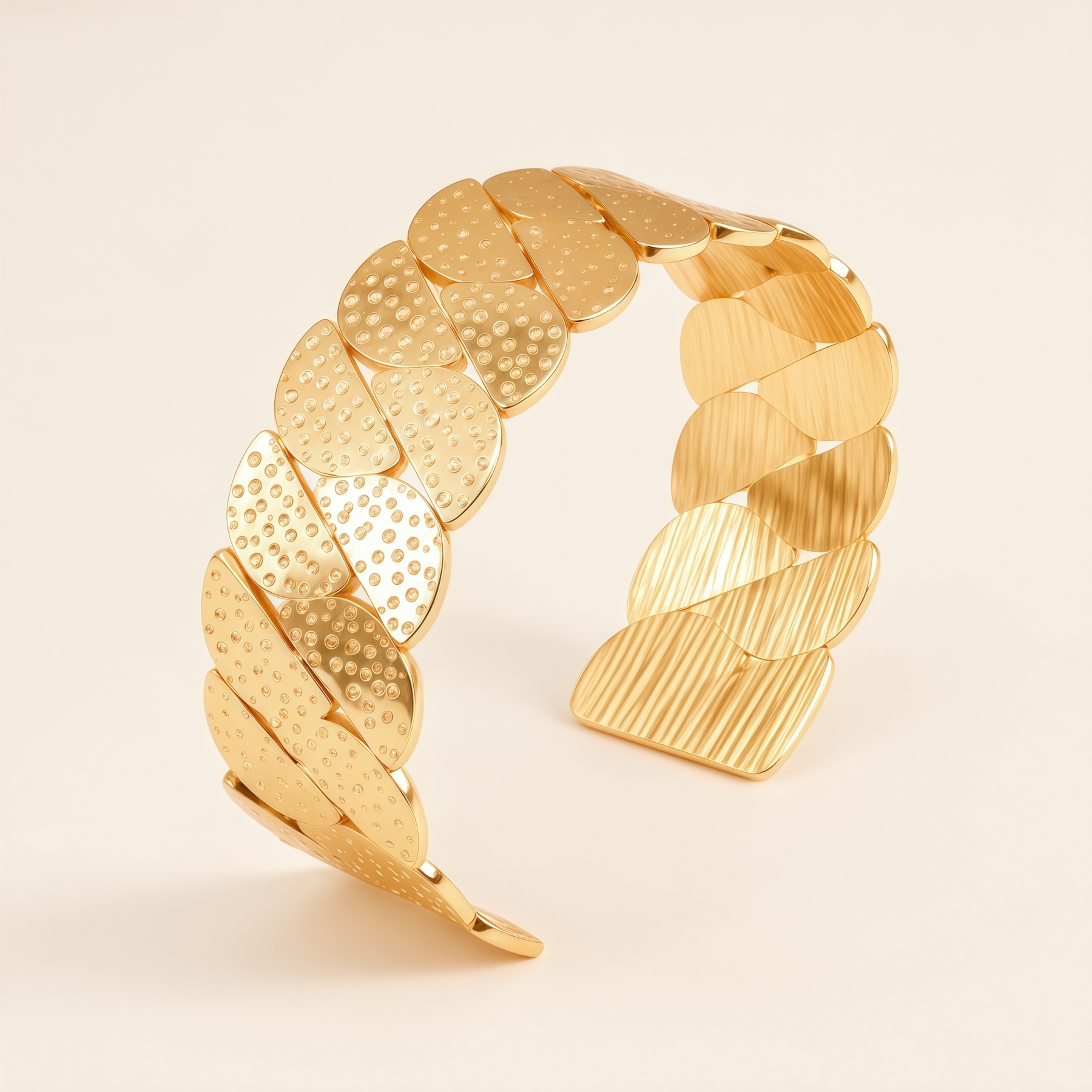 Star Shaped 24K Stainless Steel Hypoallergenic Bracelet for Women