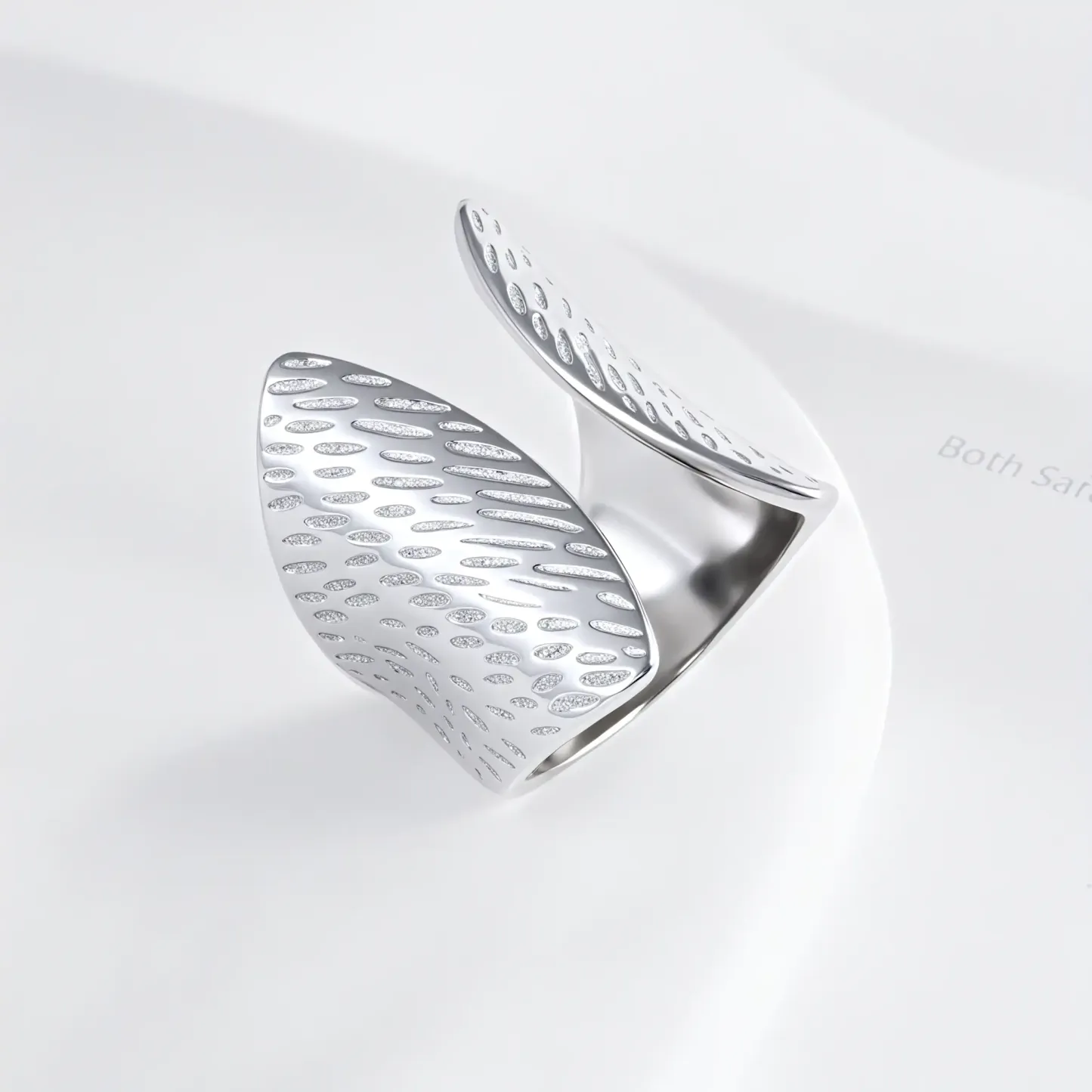 Contemporary Wave Design Stainless Steel Women Ring丨G004247-JinBaoJewerly