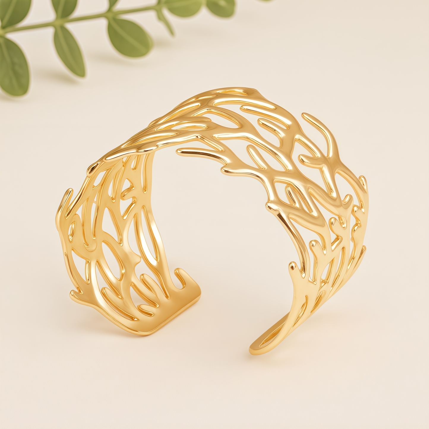 Minimalist Stainless Steel Women's Bracelet Hypoallergenic Tarnish Resistant