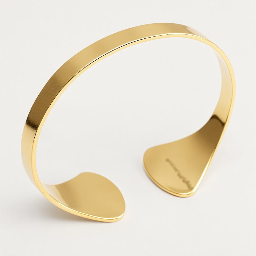 High - end Minimalist Cuff Bracelet 18K Gold Plated 316L Stainless Steel Waterproof | DZE0842