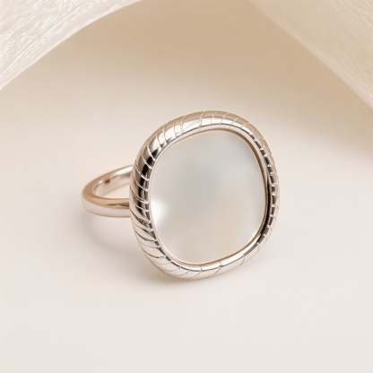 Metallic Texture Mother - of - Pearl Ring Set - Trendy and Versatile Unisex Accessory