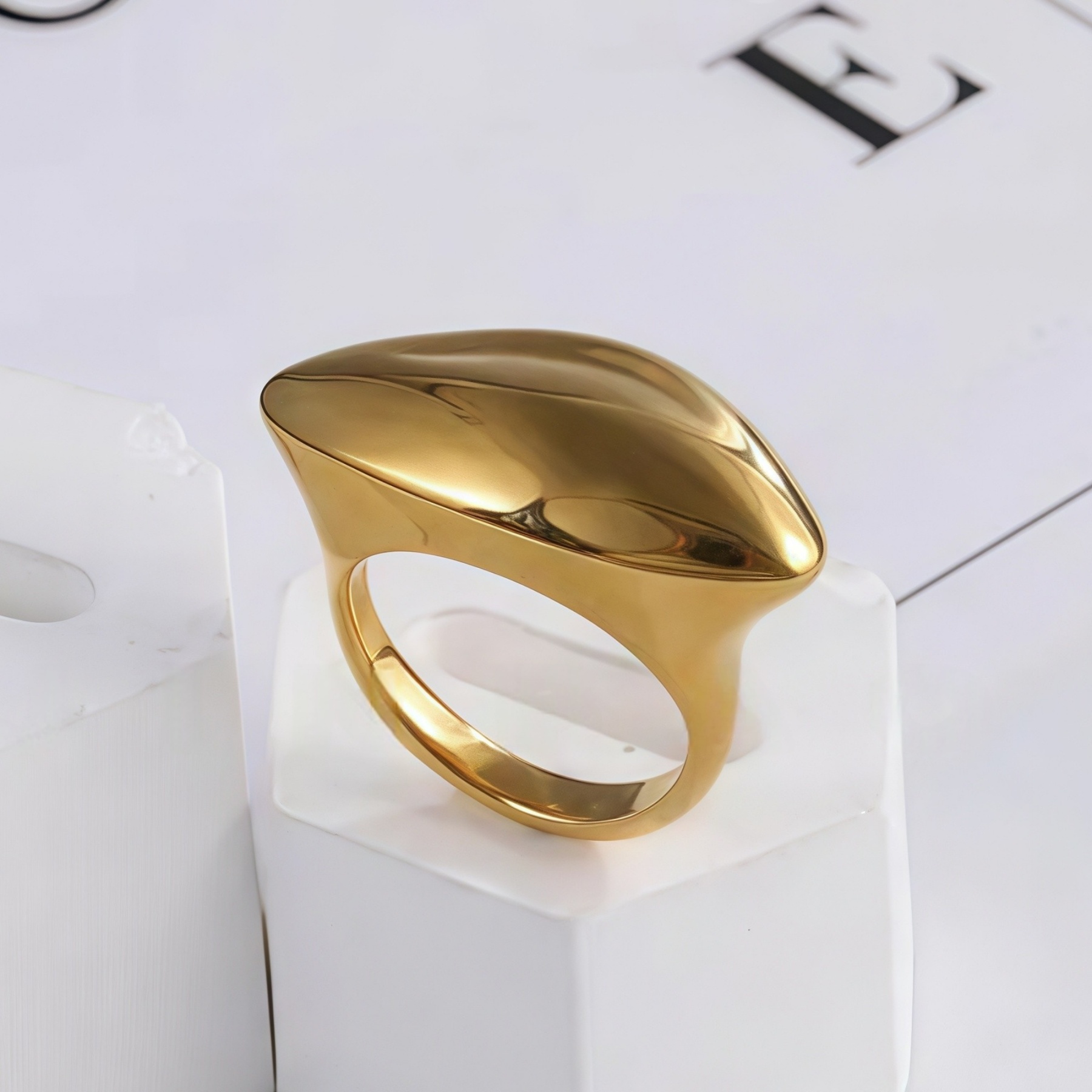 Smooth Streamlined Stainless Steel Ring Women's Simple Fashion Design | G003990-JinBaoJewerly