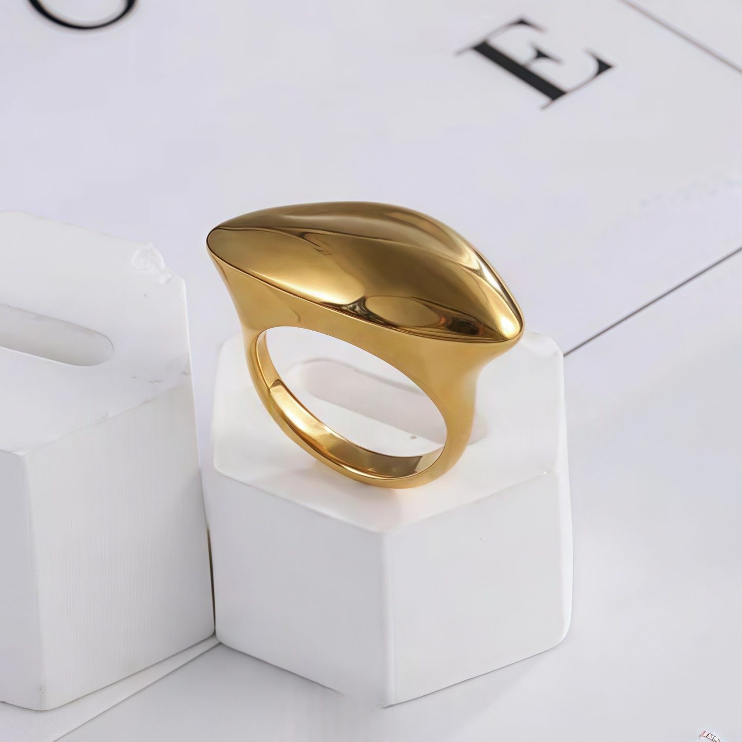 Smooth Streamlined Stainless Steel Ring Women's Simple Fashion Design | G003990-JinBaoJewerly