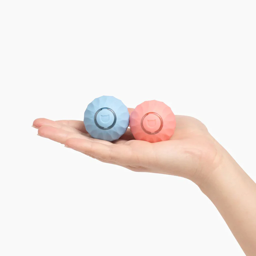 This 2023 number 1 rated toy will keep your cat engaged for hours 🐱❤️  The PassionForPets™ Powerball 2.0 is specially designed to boost your cat’s mood and keep them engaged with its unpredictable rolling patterns and bouncy movements, providing hours of