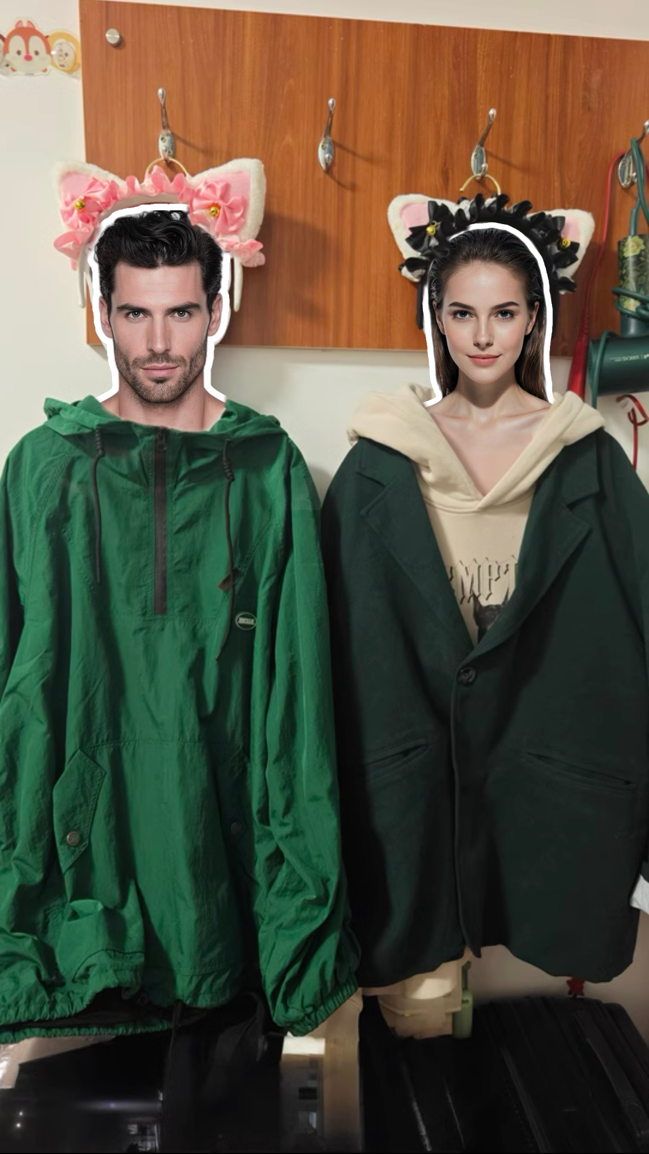Customized humanoid clothes hanger