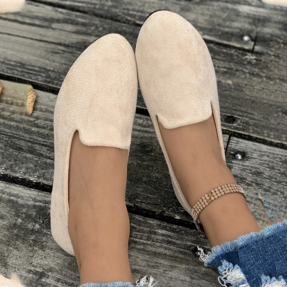 Women's flat suede shoes