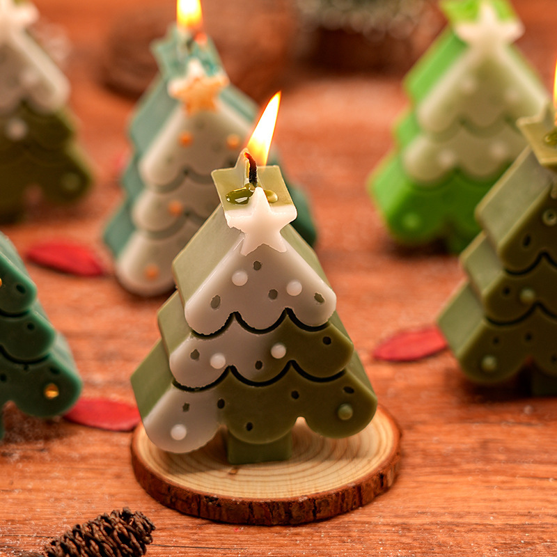 Christmas tree scented candles