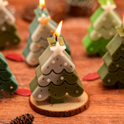Christmas tree scented candles